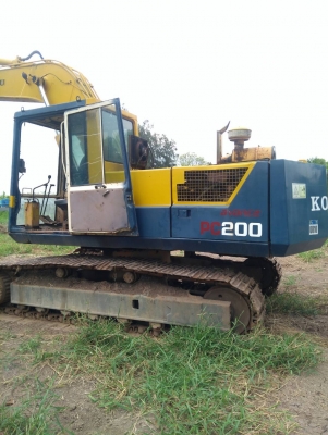 รถแบคโฮ KOMATSU PC200-3 รถสวย สภาพดี เครื่องดี ปั๊มแรง โซ่หนา เอวแน่น พร้อมใช้งาน