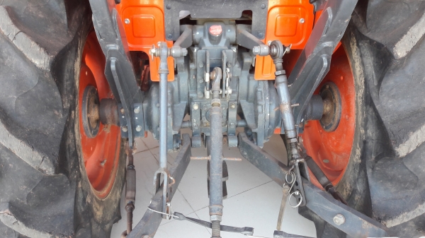 ขายรถแทรกเตอร์มือสอง