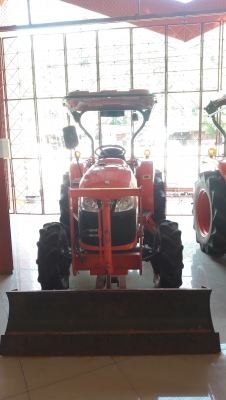 ขายรถแทรกเตอร์มือสอง