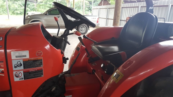 ขายรถใหม่ซี้อมาไม่ได้ใช้ไมล์92ชม.081-5479312ลดเหลือ3850000