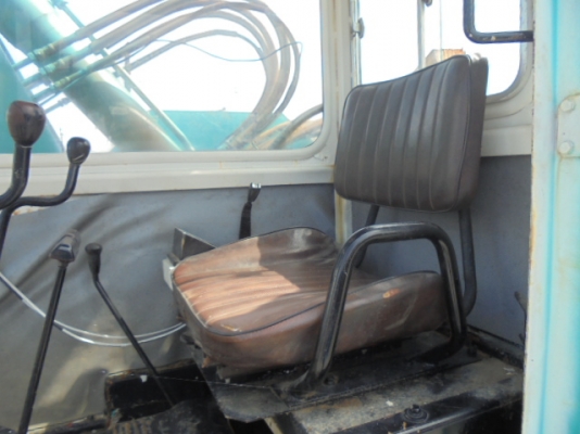 ขายถูกรถขุด MINI EXCAVATOR MITSUBISHI MXR55 เครื่อง K4M / แทรคยาง / คอนโทรนน้ำมัน /มีเก๋ง/ปั๊มเฟือง เก่าจากญี่ปุ่น ใช้งานน้อย ปี1988 เทียบเท่า KOMATSU PC50U-1 ขายราคากันเอง ขายถูกรถขุด MINI EXCAVATOR MITSUBISHI MXR55 เครื่อง K4M / แทรคยาง / คอนโทรนน้ำมัน /มีเก๋ง/ปั๊มเฟือง เก่าจากญี่ปุ่น ใช้งานน้อย ปี1988 เทียบเท่า KOMATSU PC50U-1 ขายราคากันเอง