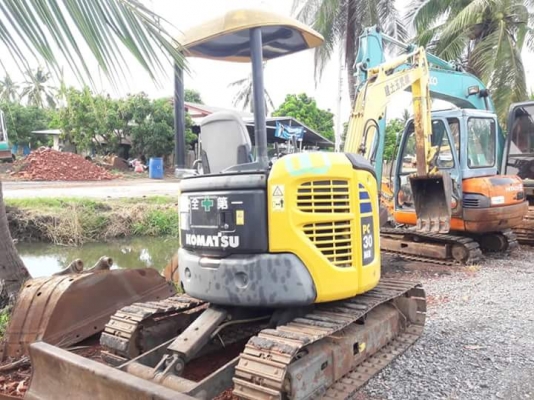 ขายจ้า .KOMATSU PC30MR-2  เก่านอกแท้  สภาพสวย เดิมๆๆ  ใช้งานมาแค่  13XX ชั่วโมง  พร้อมใช้  โทร 089-3818694  จ๊อย..