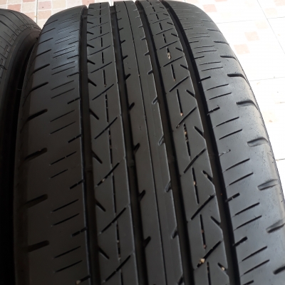 ยาง 215-60-16 BRIDGESTONE ER33 ปี16 ชุด
