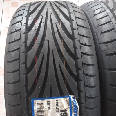 ยางใหม่ค้างสต็อค 195-50-15 TOYO T1R (1คู่)
