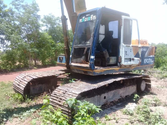 ชายรถ KOBELCO SK200-2