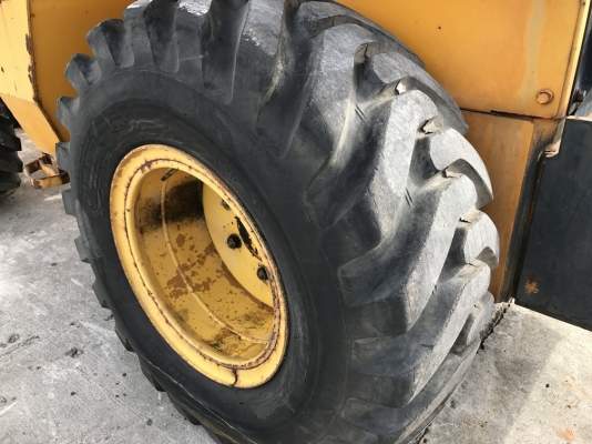 รถตัก Furukawa รุ่น FL30-1 บุ้งกี๋ขนาด 0.5 คิว จากญี่ปุ่น สวย ๆ ครับ