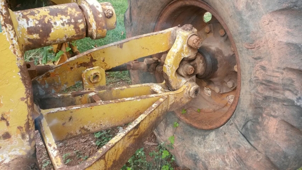 ขายรถเกรด  KOMATSU GD376