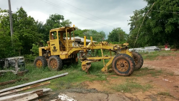 ขายรถเกรด  KOMATSU GD376