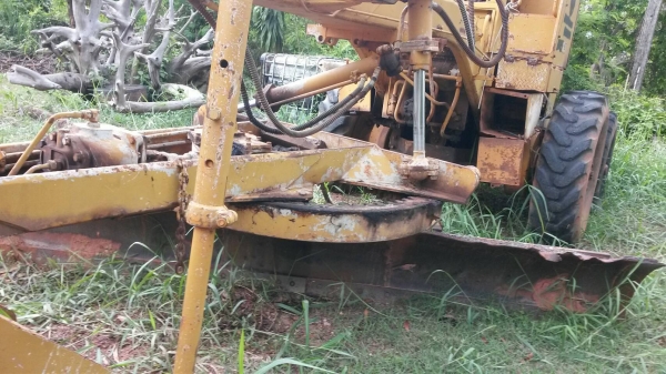 ขายรถเกรด  KOMATSU GD376