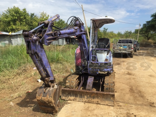 ขายด่วน รถแบคโฮ komatsu pc12uu รถพร้อมใช้งาน มีเอกสารอินวอย เพียง 195000 บาท