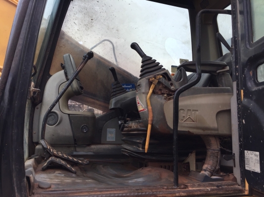1,300,000&rdquo;Cat 320d รถพร้อมใช้งาน เอกสารพร้อมโอน
