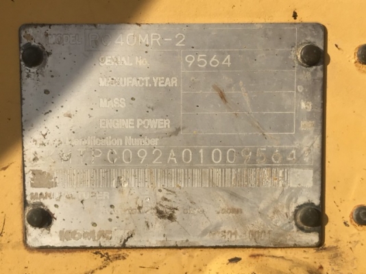 Komatsu PC40MR-2 : 1020ชั่วโมง นำเข้าจากญี่ปุ่น  โทร. 080-6565422 (หนิง)