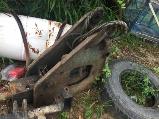 ขายรถแมคโคKOMATSU PC78USพร้อมหัวเจาะ ขายรถแมคโคKOMATSU PC78USพร้อมหัวเจาะ