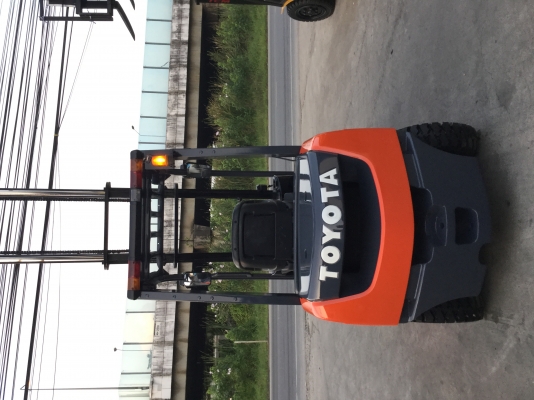 อาร์ ซี เอช โฟรคลิฟท์ ขาย โตโยต้า รุ่น 8