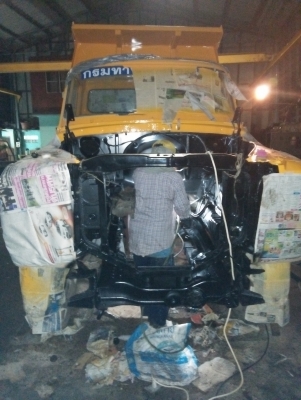 รับสมัครช่างสีรถยนต์