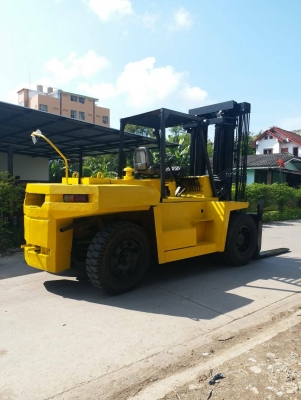 ขายรถยกโฟร์คลิฟท์ยี่ห้อ TCM 13 ตัน ดีเซล