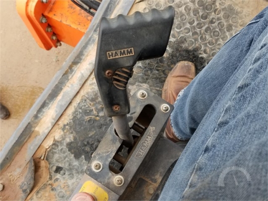 ขายรถบดหน้าเหล็กหลังยาง Hamm 3520 โทร 061-4194021 พรภวิษย์ ขายรถบดหน้าเหล็กหลังยาง Hamm 3520 โทร 061-4194021 พรภวิษย์