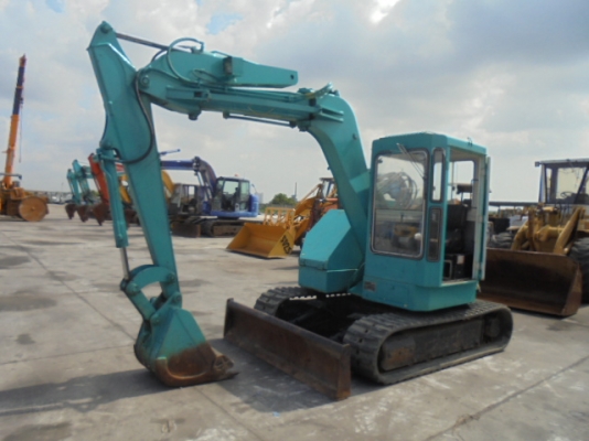 ขายถูกรถขุด MINI EXCAVATOR MITSUBISHI MXR55 เครื่อง K4M / แทรคยาง / คอนโทรนลูกหมาก /มีเก๋ง เก่าจากญี