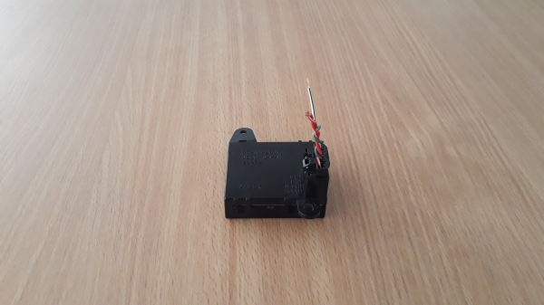 นาฬิกาTOYOTAทรงสี่เหลี่ยมจตุรัส