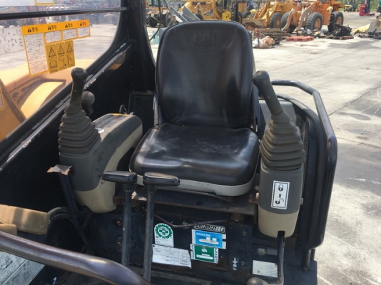 ขายรถขุด MINI EXCAVATOR  CAT305/ แทรคเหล็ก /หลังคา /ใบมีด /คอนโทรนน้ำมัน สวยรถใช้งานน้อย รถเก่านอกจากญี่ปุ่น สภาพพร้อมใช้งาน