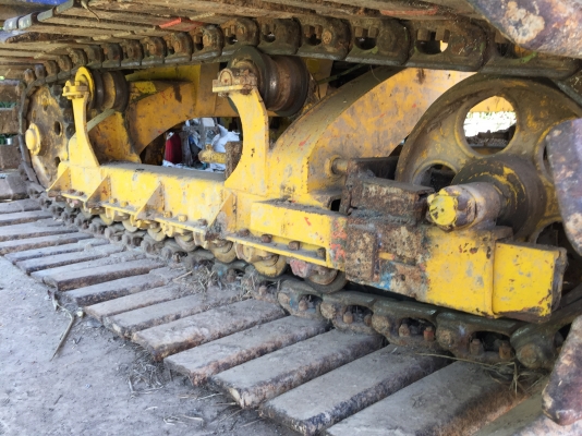 ขาย รถเกี่ยวอุ้ม เครื่อง 6BF-1 /185 แรง ตัวเดินแทรคเตอร์ ปั้มไดกิ้น 22 แฝด อุ้มเลา ท่อปรับระดับ