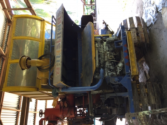 ขาย รถเกี่ยวอุ้ม เครื่อง 6BF-1 /185 แรง ตัวเดินแทรคเตอร์ ปั้มไดกิ้น 22 แฝด อุ้มเลา ท่อปรับระดับ