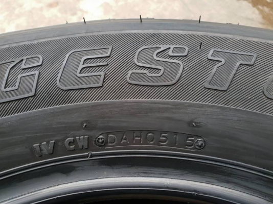 ขายยางใหม่ BRIDGESTONE 840 255-65-17 ปี15 ชุดละ 12,900 บาท ขายยางใหม่ BRIDGESTONE 840 255-65-17 ปี15 ชุดละ 12,900 บาท