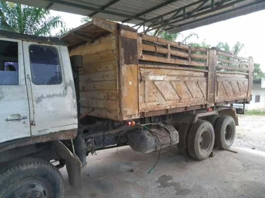 ขาย10ล้อดั้ม ฮีโน่ F17  ดั้ม 168 แรง