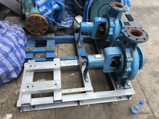 ( เหลือ 1 ตัวครับ )ขายหัวปั้มน้ำหอยโข่ง Ebara 125x100 FSK ขนาดเข้า 5นิ้ว ออก 4นิ้ว ใบพัดทองเหลือง พร้อมแท่น สภาพสวยเดิมๆ หมุนนิ่ม พร้อมใช้งาน มี 2ชุด ราคาชุดละ 15,500 บาท