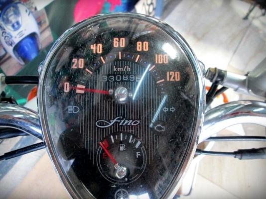 Fino คลาสสิค สีขาวนํ้าตาล เครื่องเดิมดี 15900