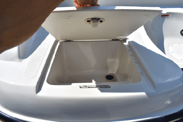 Tahoe Deck/Ski Boat 196, 2006 w/Suzuki 140hp OB 4 stroke ยาว19&#039; 10&quot;