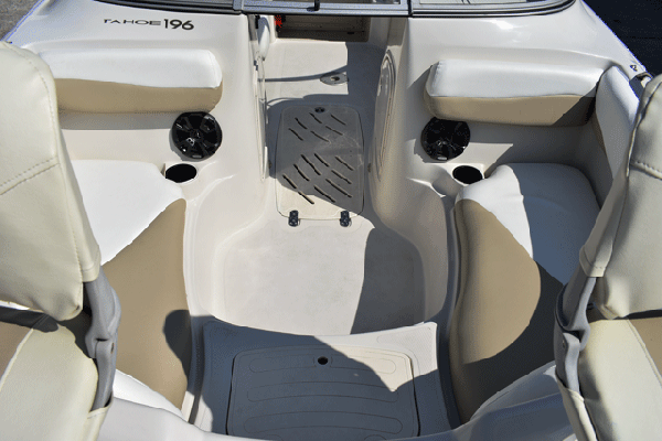 Tahoe Deck/Ski Boat 196, 2006 w/Suzuki 140hp OB 4 stroke ยาว19&#039; 10&quot;