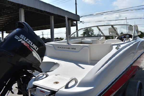Tahoe Deck/Ski Boat 196, 2006 w/Suzuki 140hp OB 4 stroke ยาว19&#039; 10&quot;