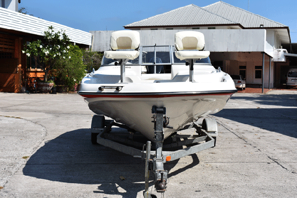 Tahoe Deck/Ski Boat 196, 2006 w/Suzuki 140hp OB 4 stroke ยาว19' 10" Tahoe Deck/Ski Boat 196, 2006 w/Suzuki 140hp OB 4 stroke ยาว19' 10"