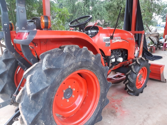 ขายรถไถL3608spปี57ปลายปีพร้อมใช้งานครับ ขายรถไถL3608spปี57ปลายปีพร้อมใช้งานครับ