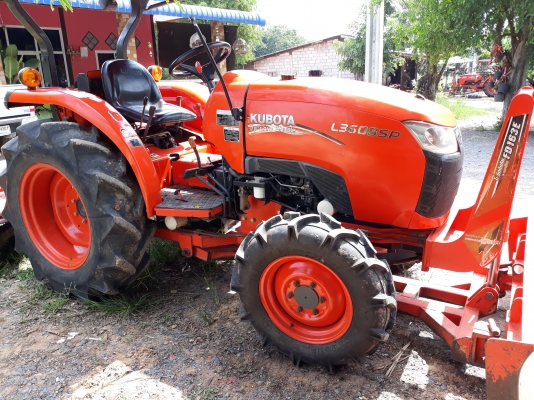 ขายรถไถL3608spปี57ปลายปีพร้อมใช้งานครับ ขายรถไถL3608spปี57ปลายปีพร้อมใช้งานครับ