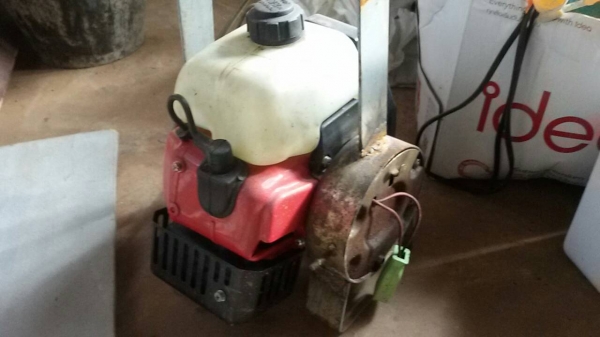 เครื่องปั่นไฟ ใช้เครื่องตัดหญ้า 12 - 24V