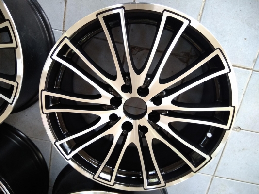 มือสองขอบ 17 ทำสีใหม่ 4 วง 5900 บาท พร้อมติดตั้ง