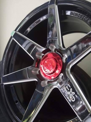 แม็กใหม่ขอบ 17 ราคา 12500 บาท พร้อมติดตั้ง