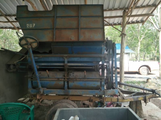 เครื่องนวดข้าว