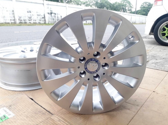 ล้อแม็กเปล่าแท้เดิมติด Benz w204 Made in Poland ขอบ 17x7.5 ET47 5 รู 112 สวยเหมือนได้ล้อใหม่ใหม่ (เบิกใหม่วงละ 6 พันกว่า)
