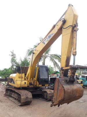 รถบ้านฝากขายจ้า..CATERPILLAR 320C  เก่าใน สภาพสวย..เดิมๆๆ  เครื่องปั๊มดี  เอกสารเล่มทะเบียน..10,XXX  ชั่วโมง..โทร 089-3818694  จ๊อย