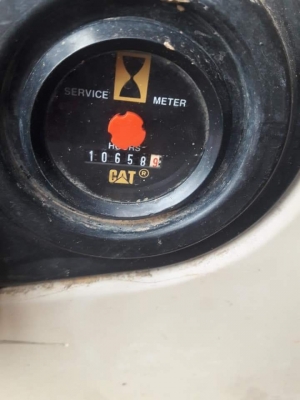 รถบ้านฝากขายจ้า..CATERPILLAR 320C  เก่าใน สภาพสวย..เดิมๆๆ  เครื่องปั๊มดี  เอกสารเล่มทะเบียน..10,XXX  ชั่วโมง..โทร 089-3818694  จ๊อย