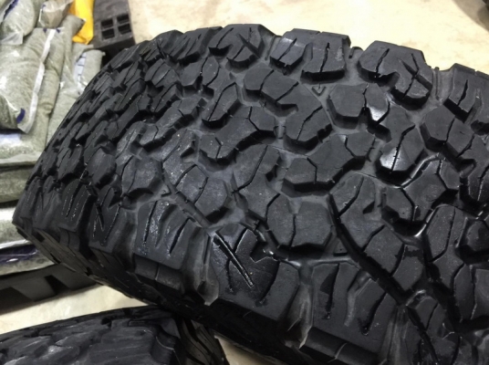 ขายยาง BF ko2 All Terrain 265/65/18 สภาพสวย 4เส้น ขายยาง BF ko2 All Terrain 265/65/18 สภาพสวย 4เส้น