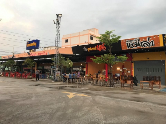 ขาย/เซ้ง ของในร้านยาง 180,000บ พร้อมของ และอุปกรณ์เครื่องมือ