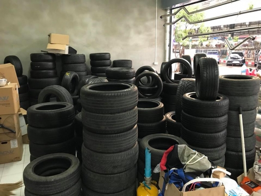 ขาย/เซ้ง ของในร้านยาง 180,000บ พร้อมของ และอุปกรณ์เครื่องมือ
