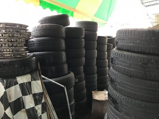 ขาย/เซ้ง ของในร้านยาง 180,000บ พร้อมของ และอุปกรณ์เครื่องมือ