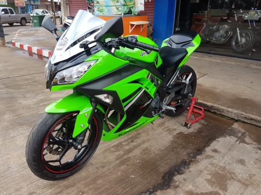 ขายแลกเทิร์น KAWASAKI NINJA300 ABS SPECIAL EDITION ปี2013 สวยๆ มือเดียว บุ่๊คเซอร์วิสครบ ราคา 93500 