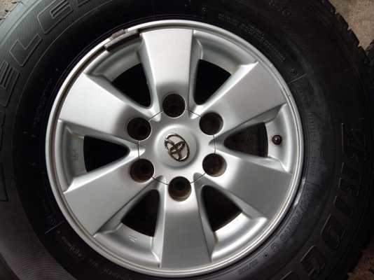 ล้อพีรันเนอร์+น๊อต+255/70/15ปี1014 โยโก=3 บริสโตน=1 ชุด5500บ.โทร.0879050181จัดส่งได้ทั่วไทย