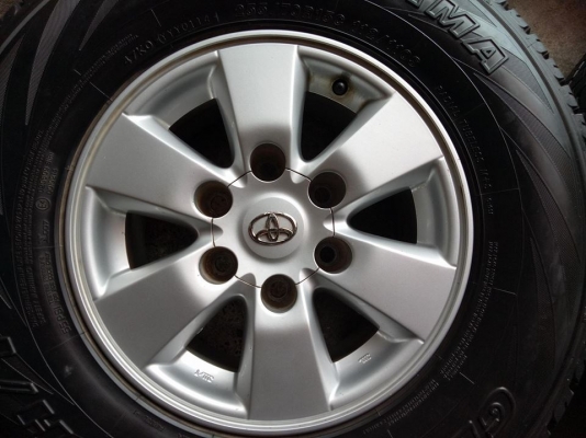 ล้อพีรันเนอร์+น๊อต+255/70/15ปี1014 โยโก=3 บริสโตน=1 ชุด5500บ.โทร.0879050181จัดส่งได้ทั่วไทย